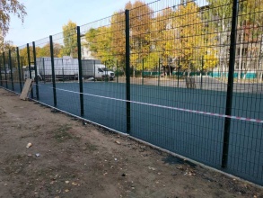 Забор на спортивную площадку 40 метров фото в Городце