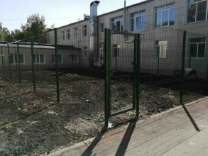 3D заборы для школы 15 метров фото в Городце